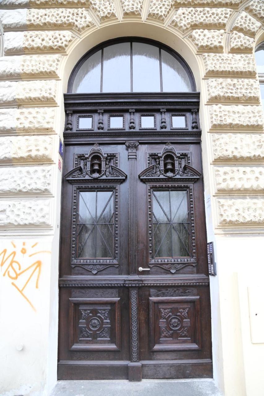 Apartment Kahoun Praga Exterior foto